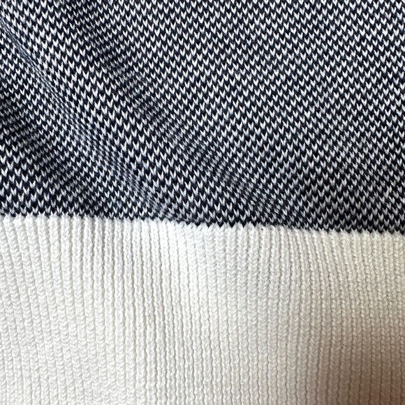 Brooks Brothers V-Neck PulloverSweater Men Navy and White Trim Sz Medium Cotton - Picture 2 of 9